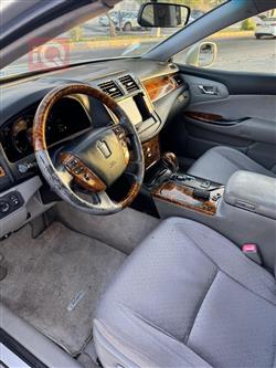 تۆیۆتا کراون